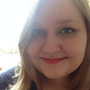 Meet your Posher, Caroline